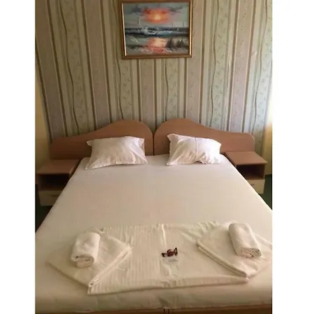 بيت ضيافة Лиа *