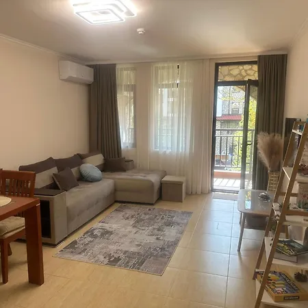 домелреал етъра 3 Apartament *